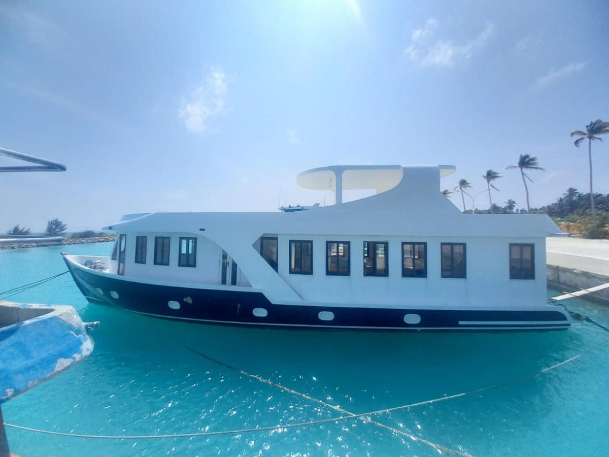 Island Life Maldives Retreat & Spa Magoodhoo Exterior foto