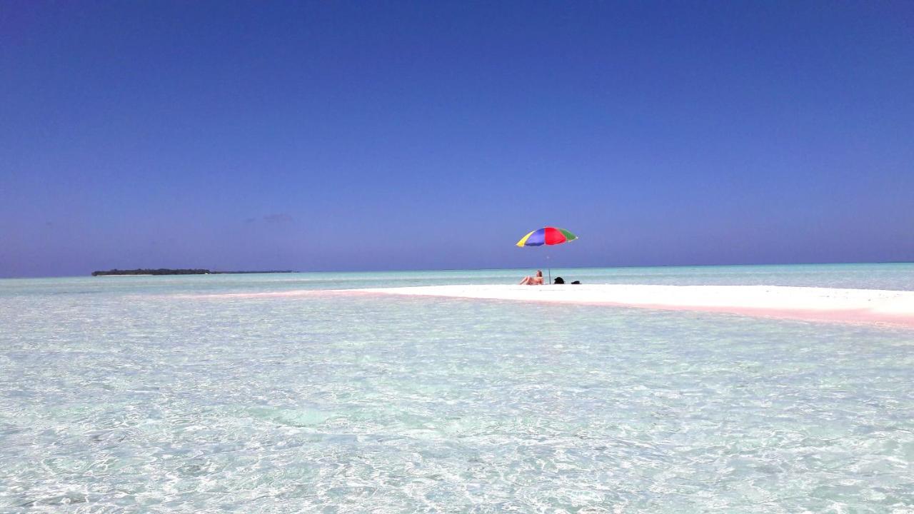 Island Life Maldives Retreat & Spa Magoodhoo Exterior foto