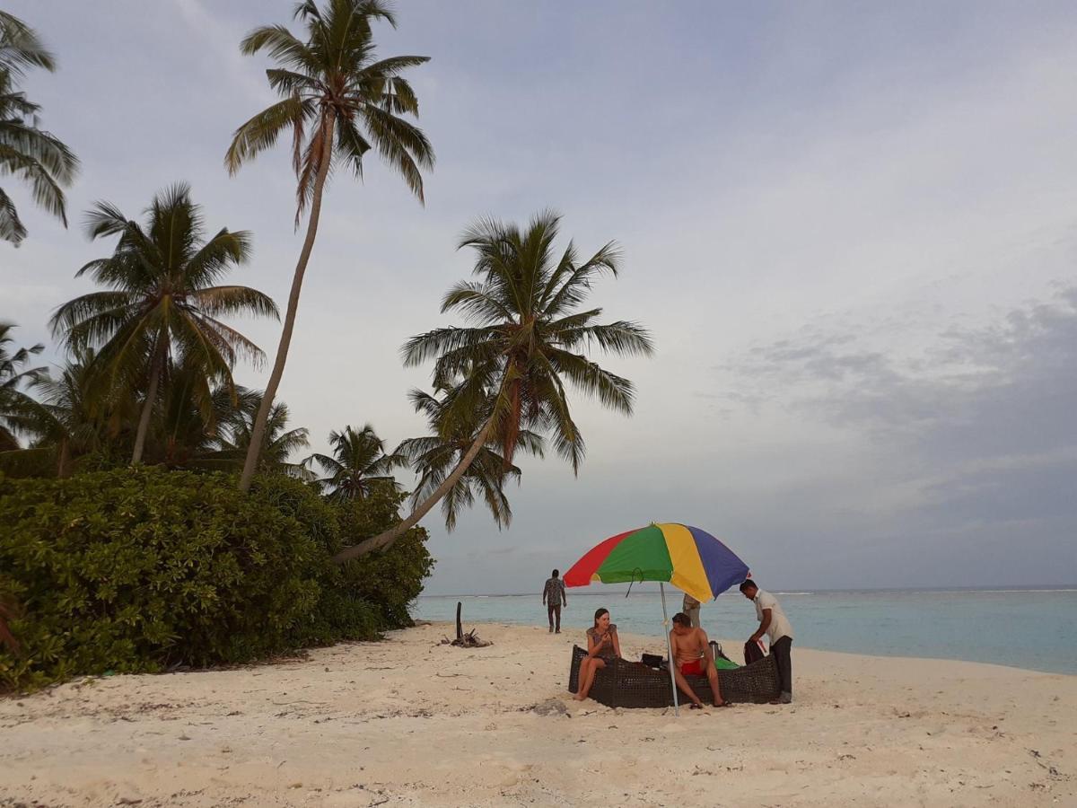 Island Life Maldives Retreat & Spa Magoodhoo Exterior foto