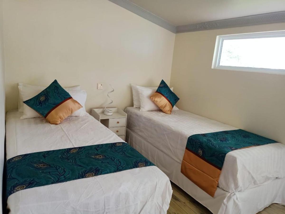 Island Life Maldives Retreat & Spa Magoodhoo Exterior foto